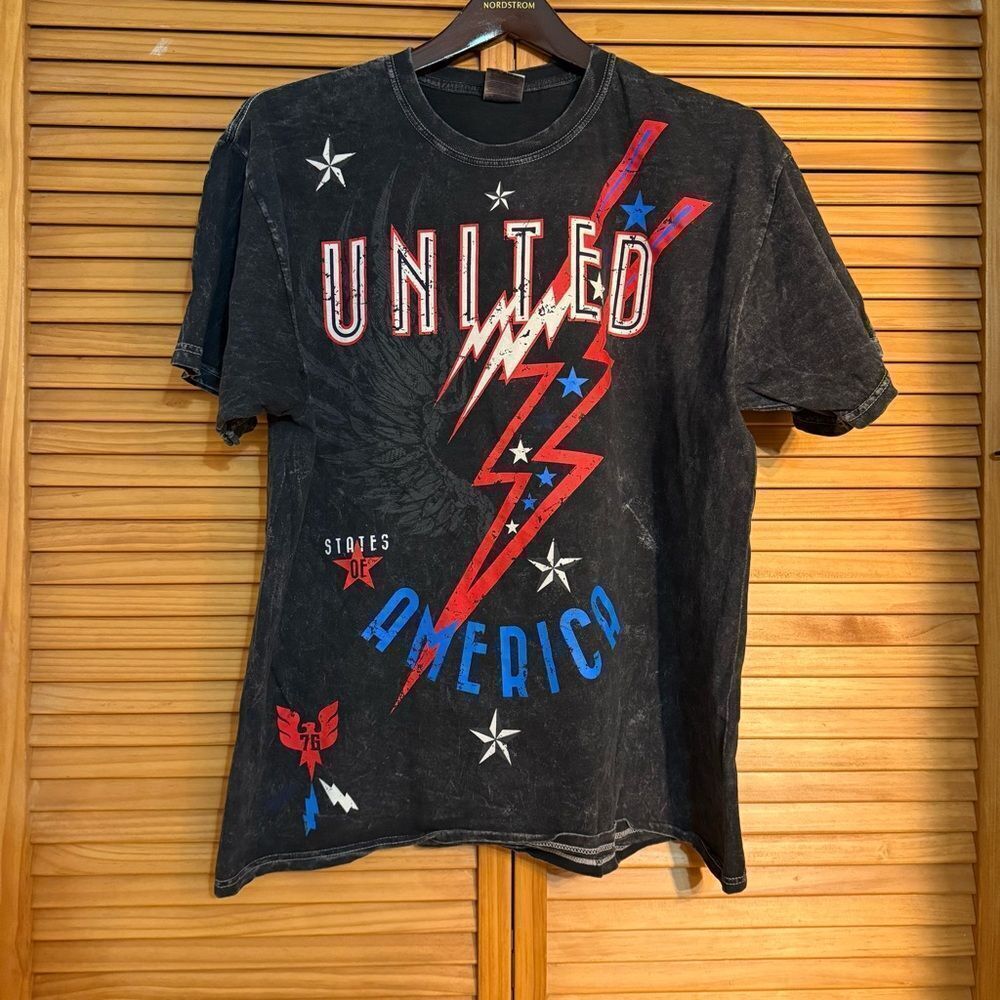 Fruit of the Loom Black Graphic Tee with Red and Blue Design XL